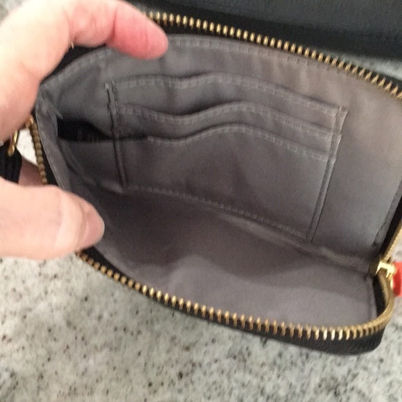 The Sak leather purse w/ Fossil wallet - Picture 9 of 9